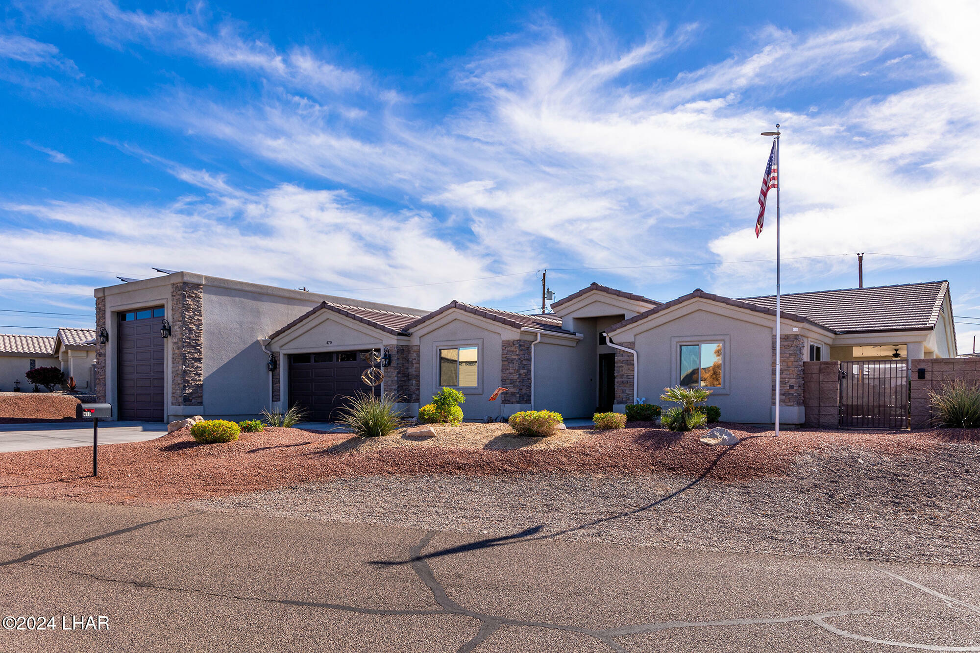 Property Photo:  470 Cheyenne Ln  AZ 86403 