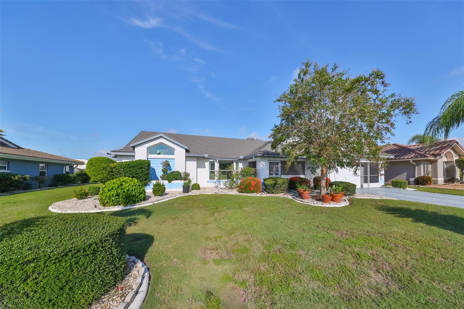 Property Photo:  2023 New Bedford Drive  FL 33573 