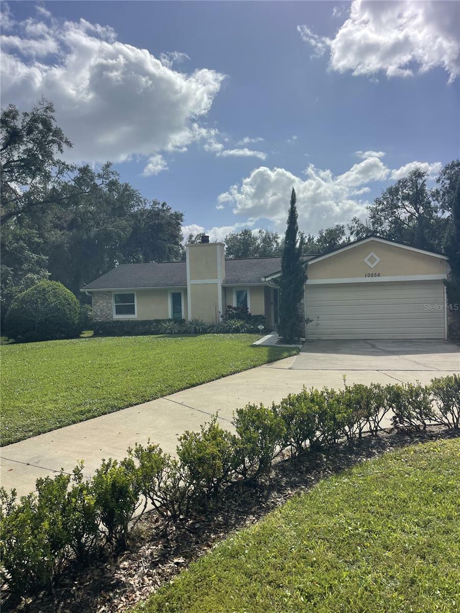 Property Photo:  10556 Park Ridge Gotha Road  FL 34786 