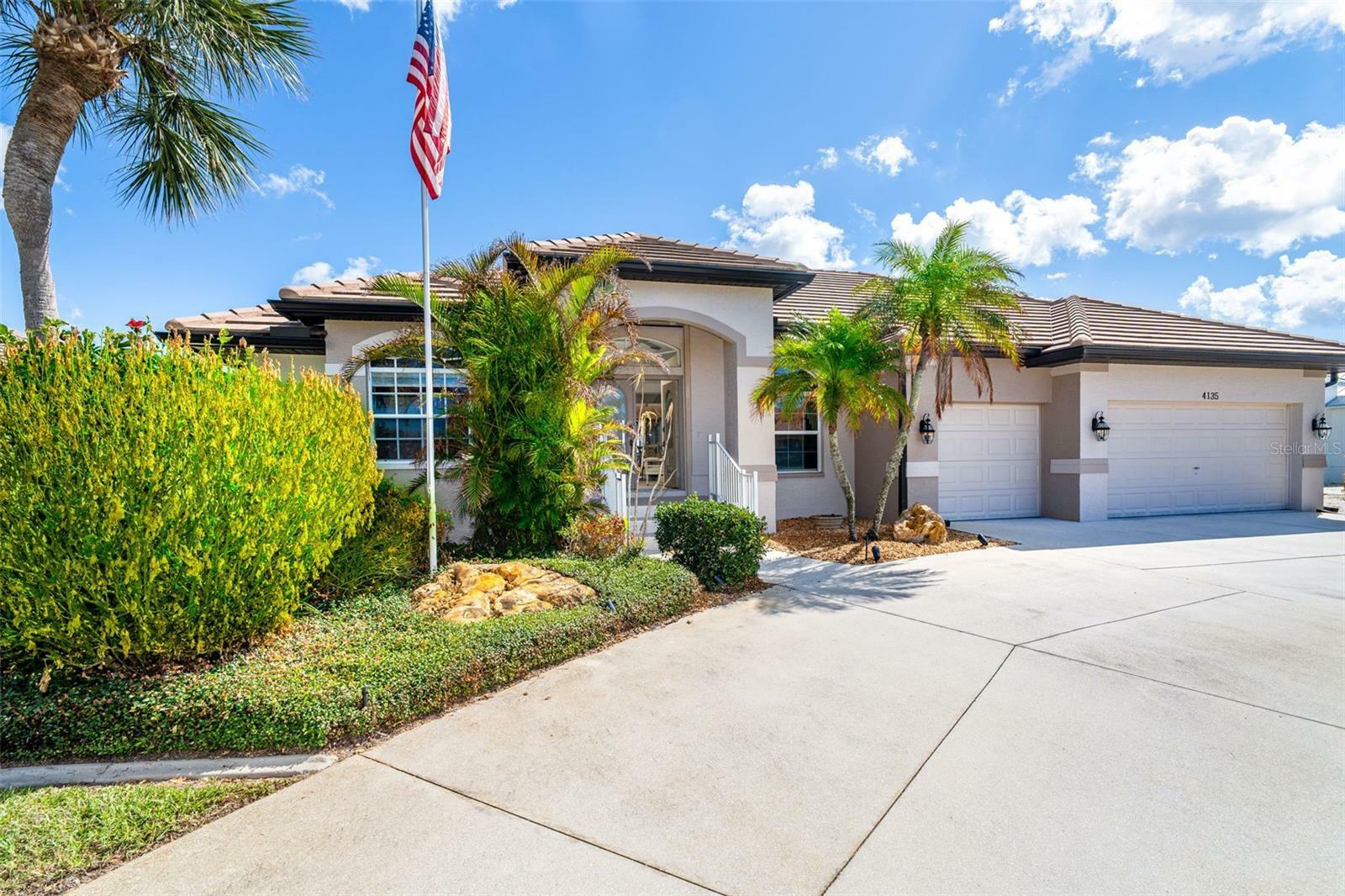 Property Photo:  4135 Cape Haze Drive  FL 33946 