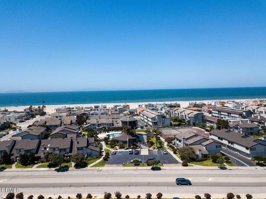 3113 Harbor Boulevard  Oxnard CA 93035 photo