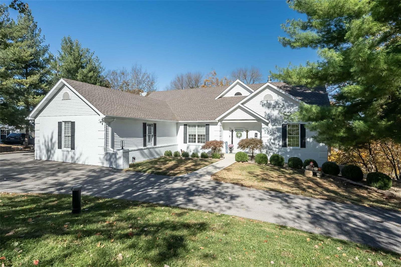 Property Photo:  224 Larimore Valley Drive  MO 63005 