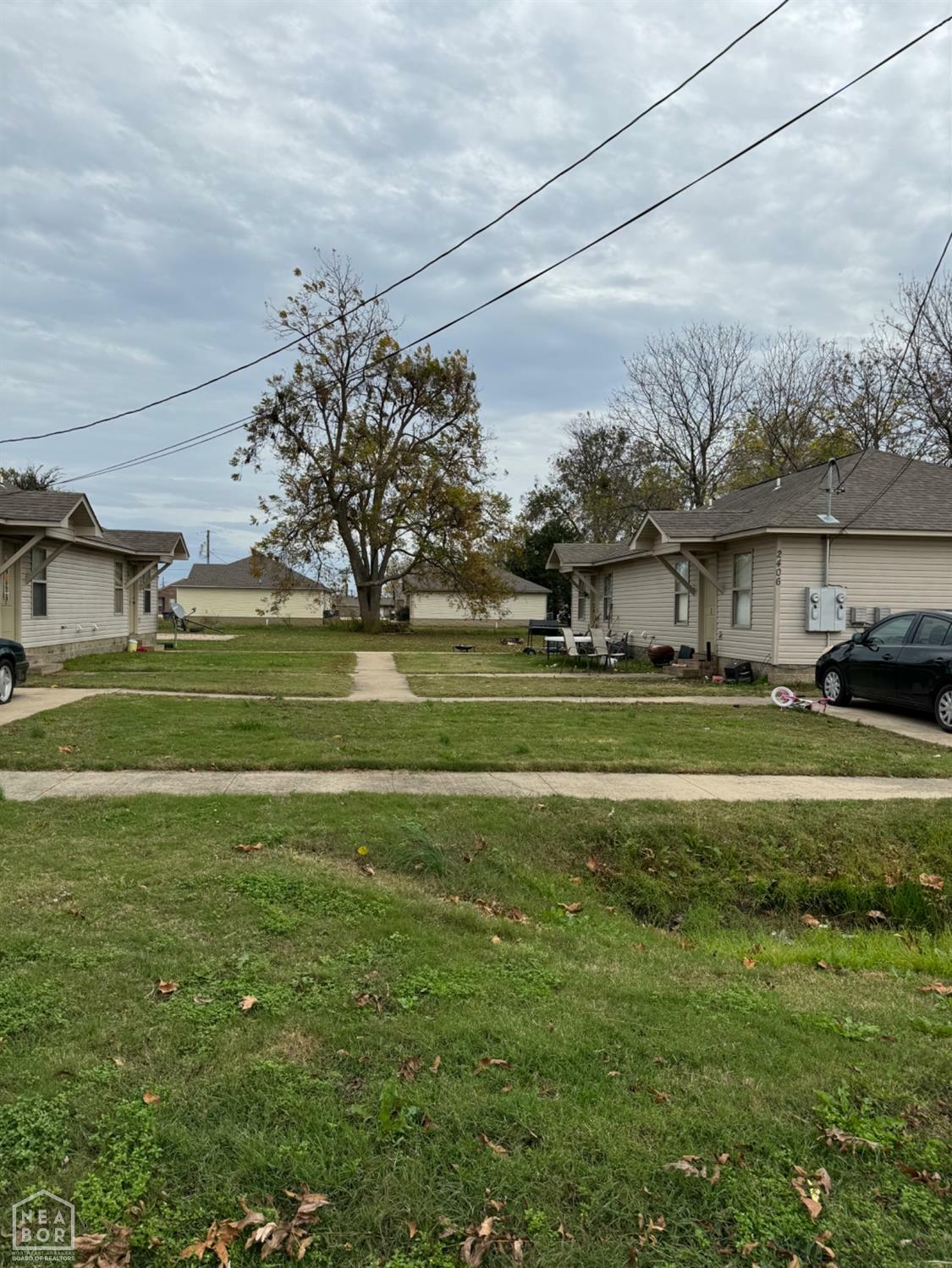 Property Photo:  2404 Court Street  AR 72401 