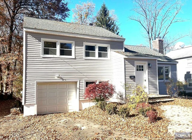 Property Photo:  107 Woodland Road  NJ 07974 