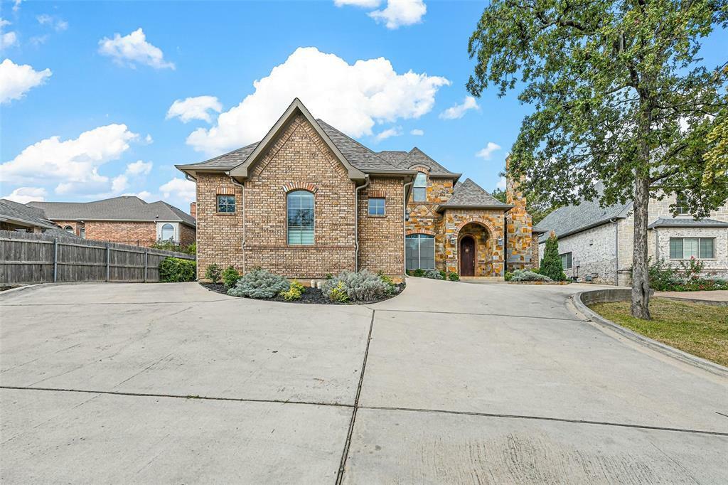 Property Photo:  6801 Woodland Hills Drive  TX 76182 