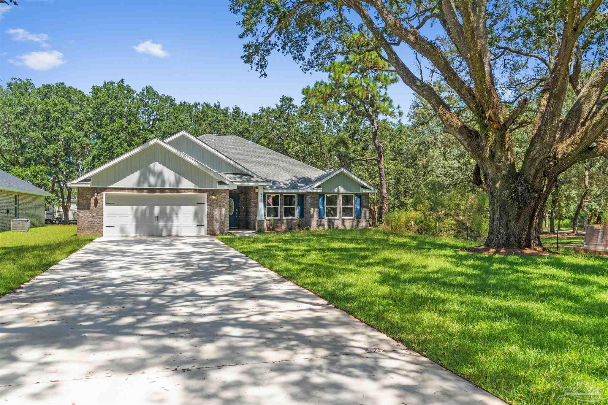 Property Photo:  8538 La Salle Dr  FL 32583 