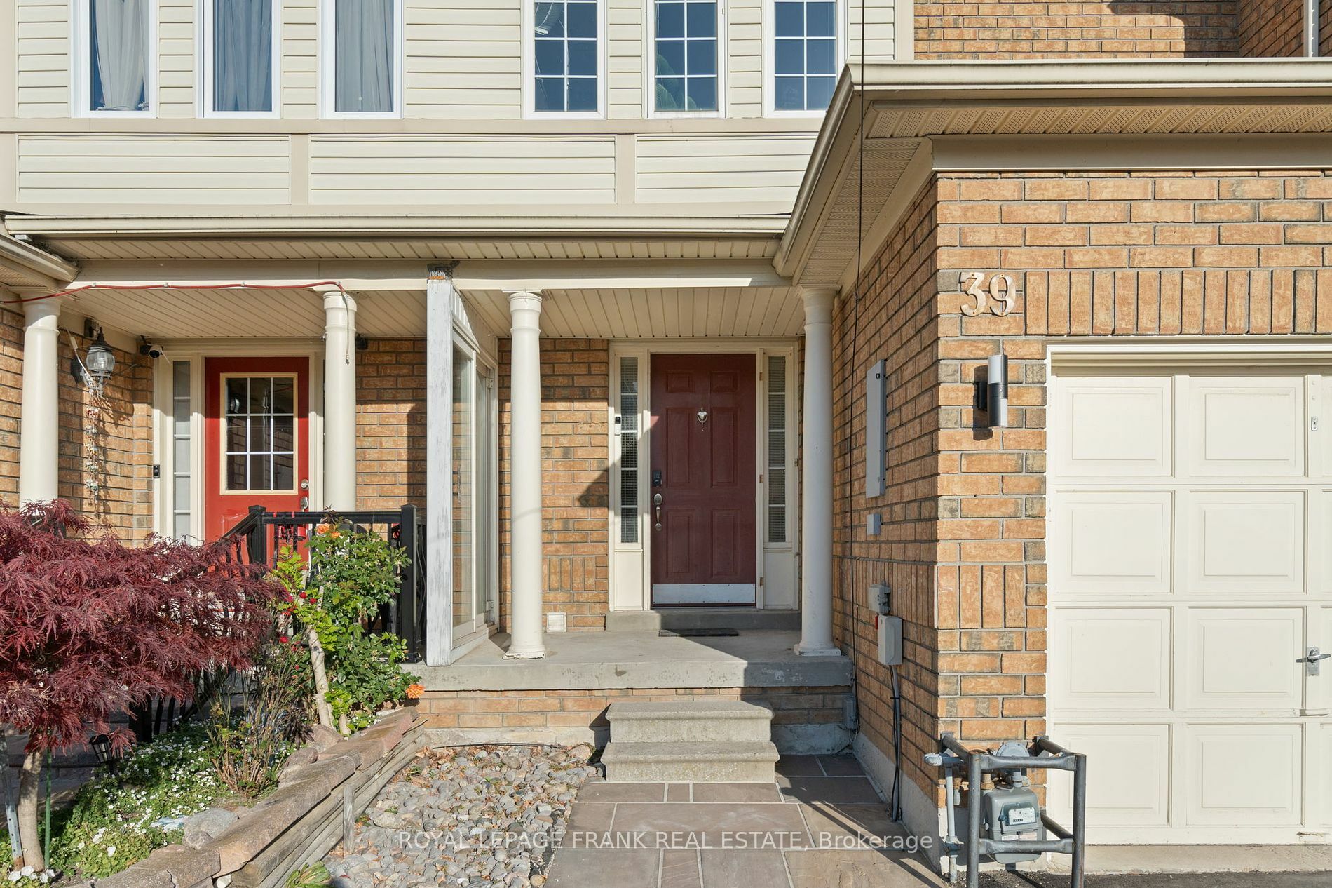 Property Photo:  39 Eastport Dr  ON M1C 5C4 