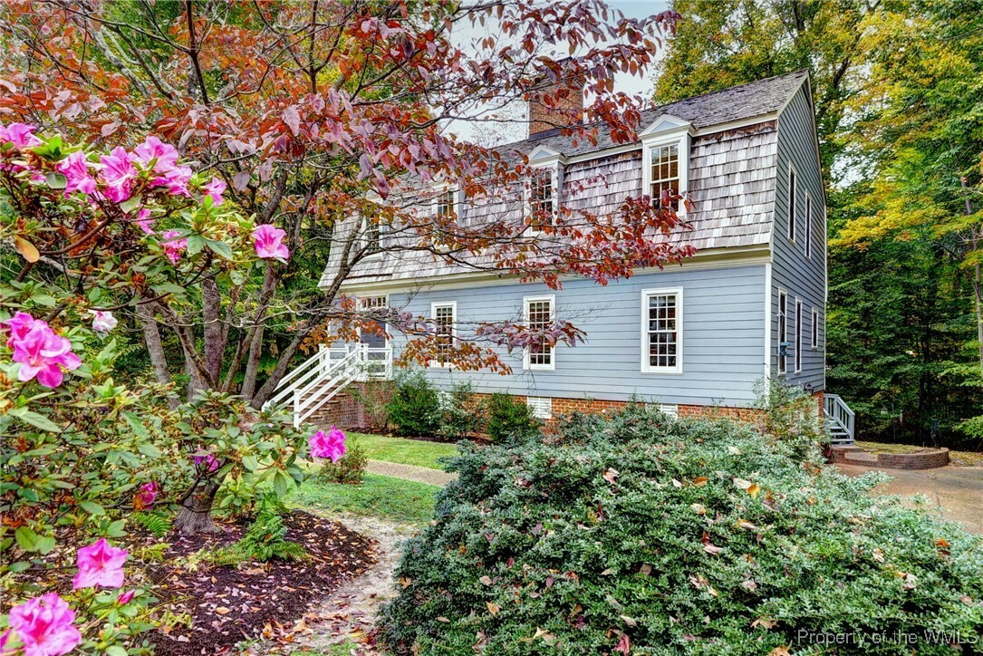 Property Photo:  101 Woodmere Drive  VA 23185 