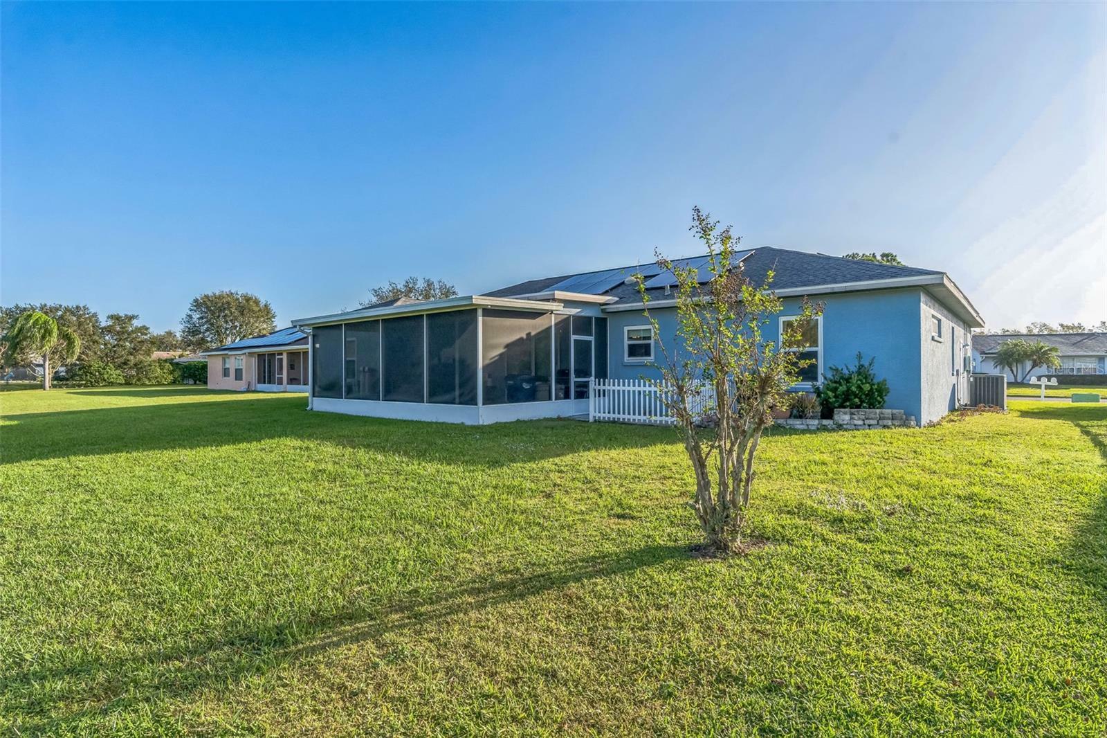 Property Photo:  6722 60th Street Circle E  FL 34221 