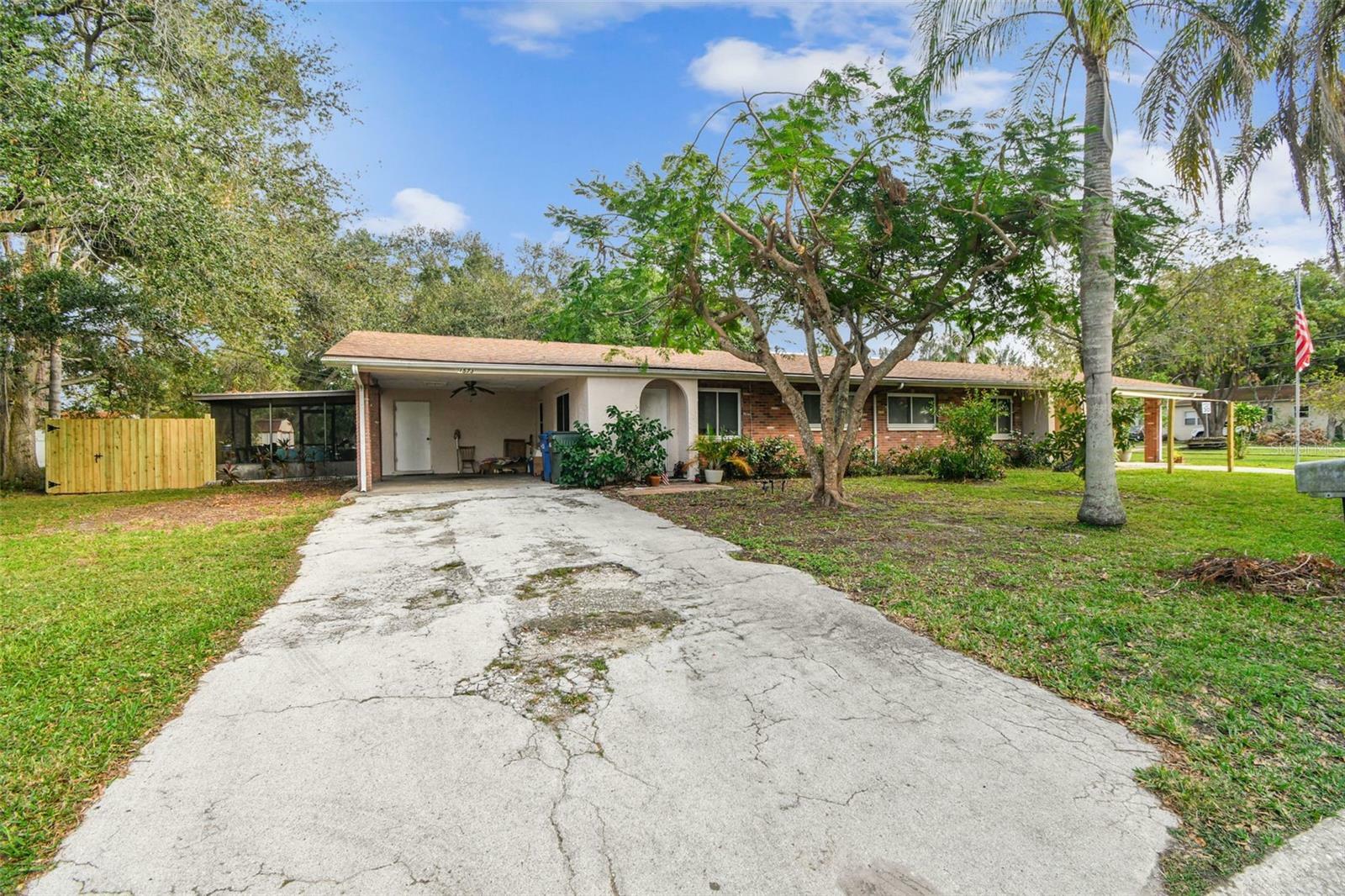 Property Photo:  1573 Pine Street  FL 33770 