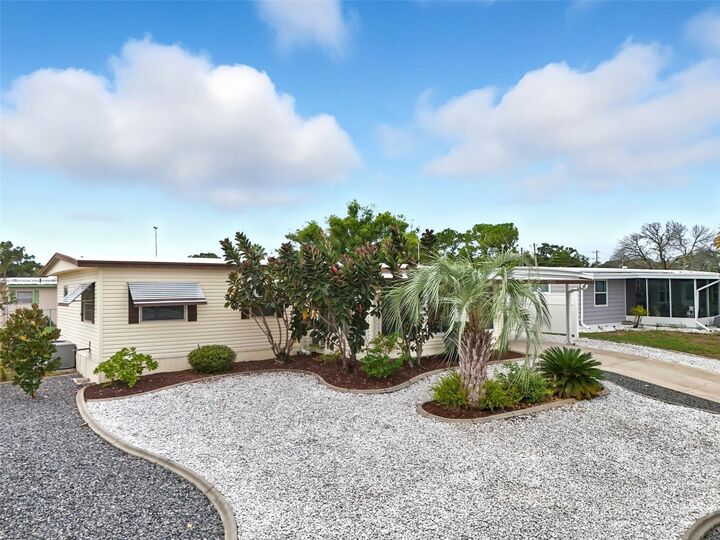Property Photo:  2754 Vindale Road  FL 32778 