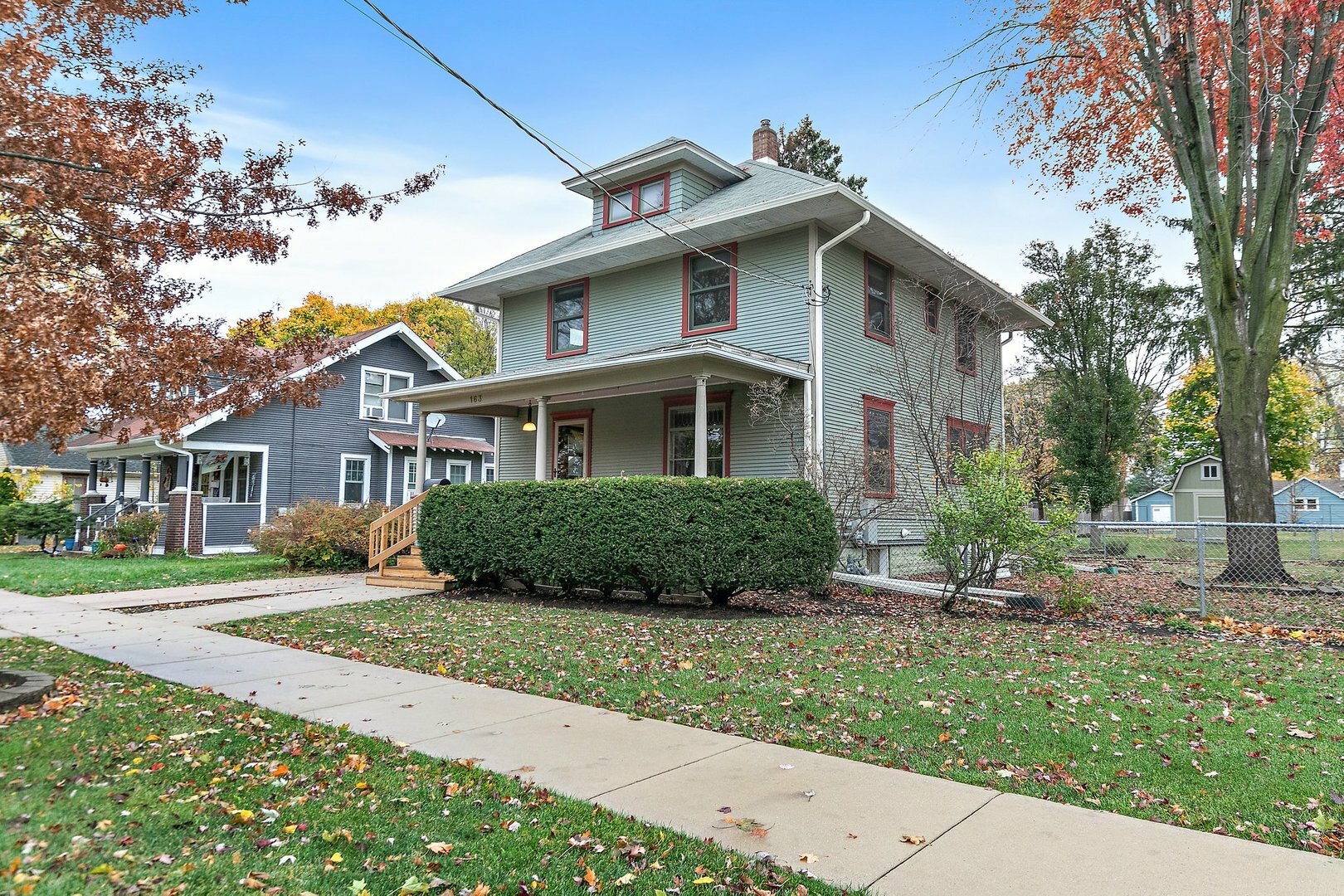 Property Photo:  163 Orchard Street  IL 60123 