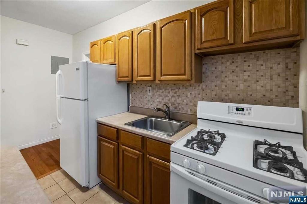 Property Photo:  311 79th Street 49  NJ 07047 