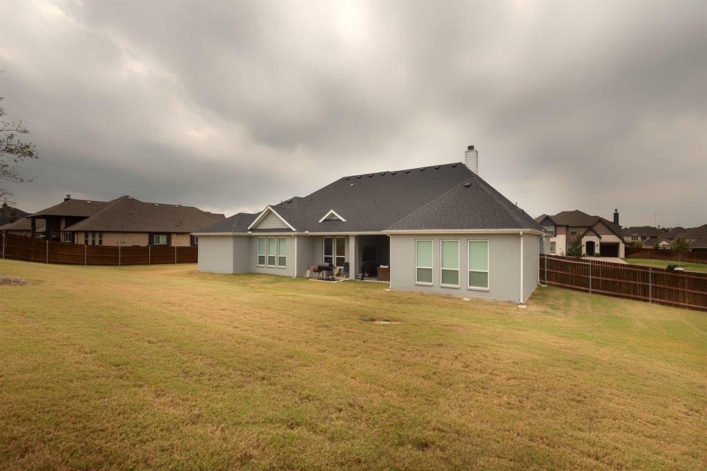 Property Photo:  4610 Saddlehorn Drive  TX 76065 