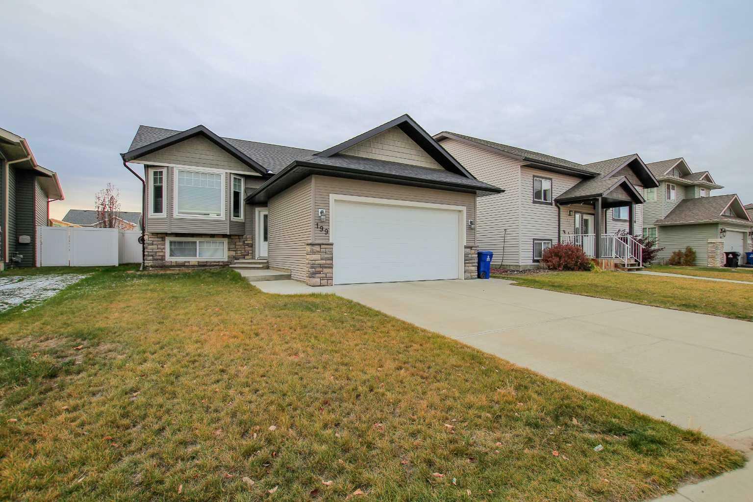 199 Cedar Square  Blackfalds AB T4M 0A4 photo