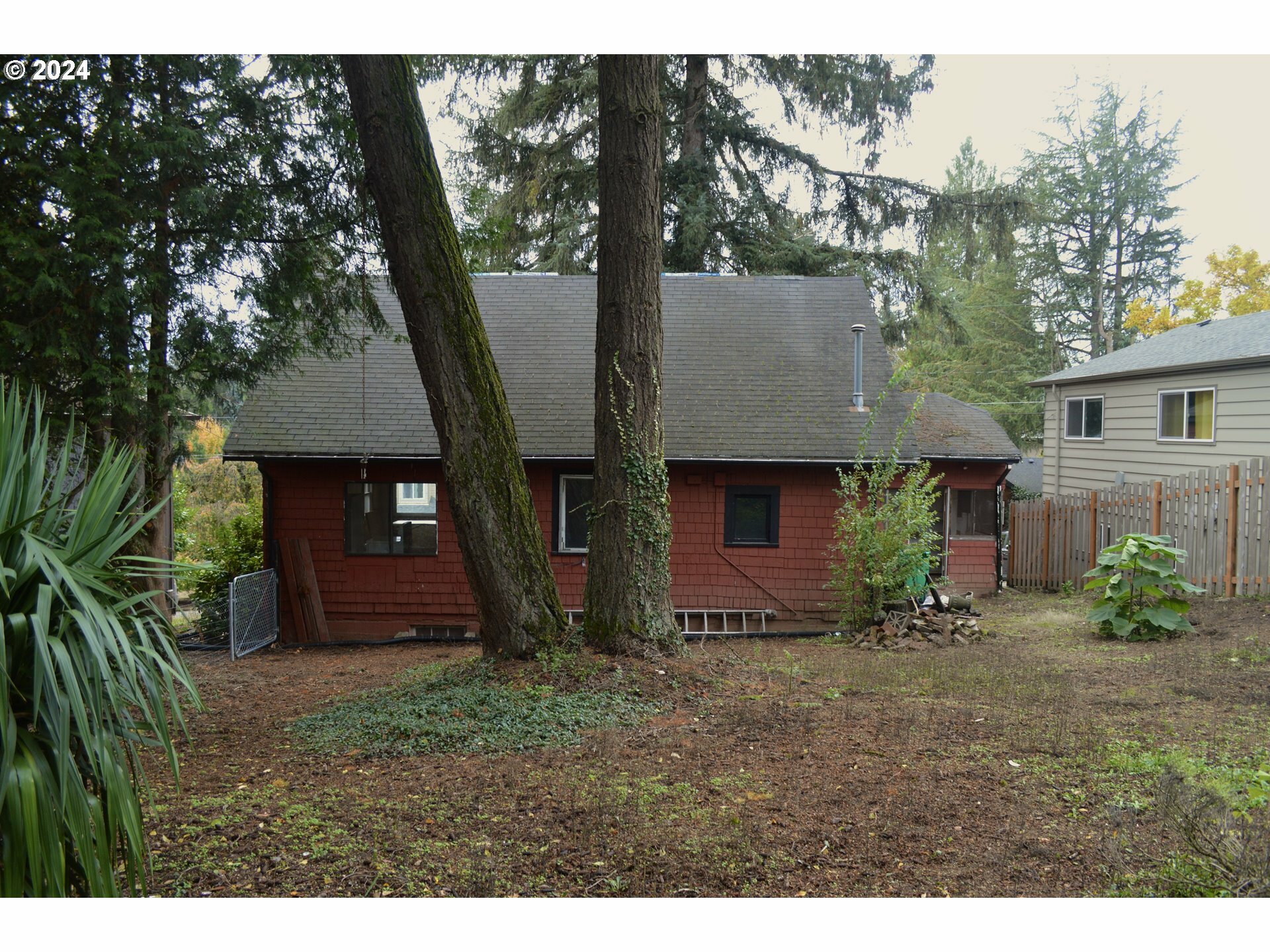 Property Photo:  8328 SW 9th Ave  OR 97219 