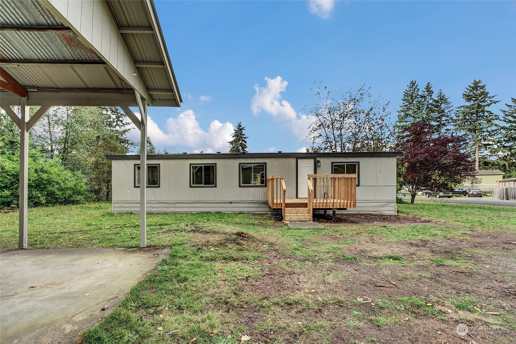 Property Photo:  13109 Ridge Circle E  WA 98391 