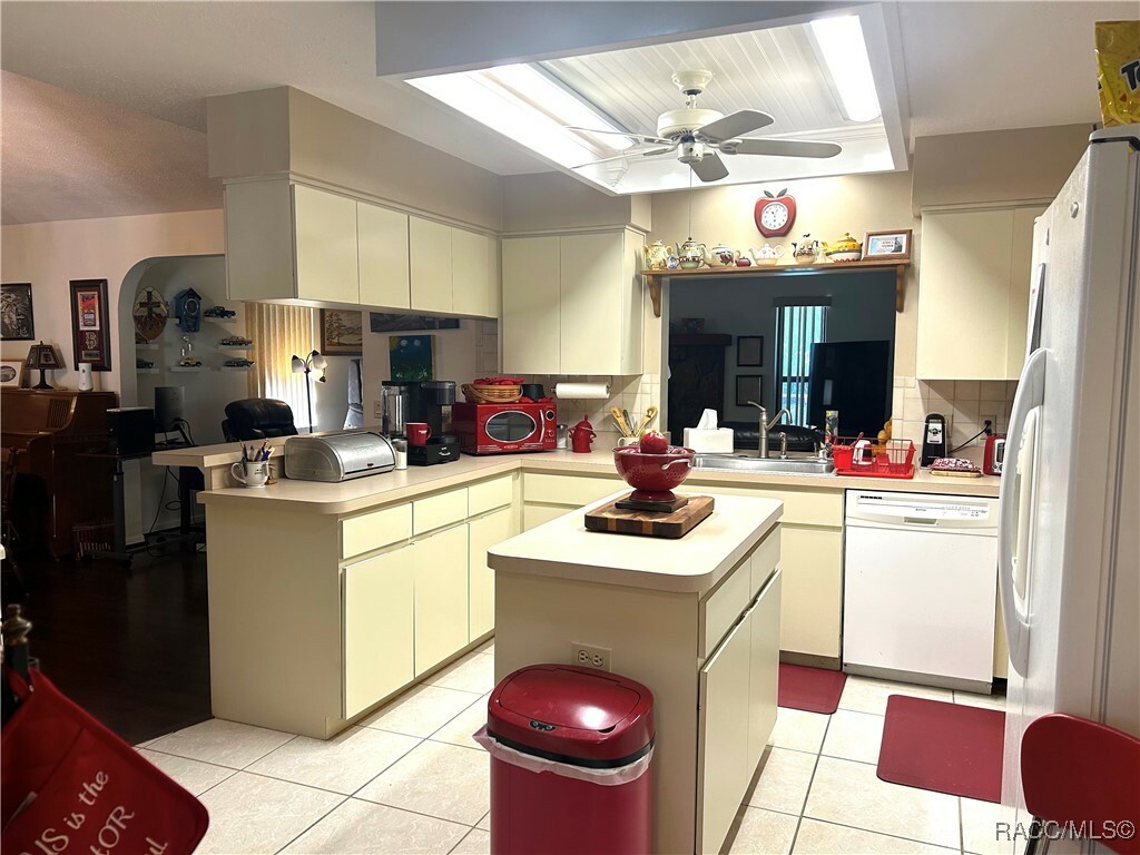 Property Photo:  8512 N Ibsen Drive  FL 34434 