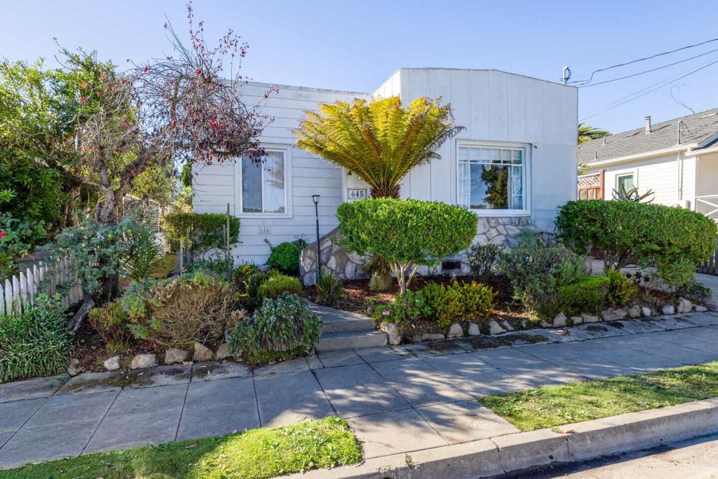 Property Photo:  645 Spruce Avenue  CA 93950 