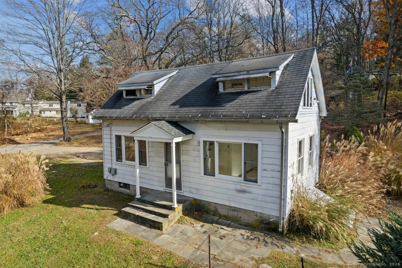 Property Photo:  61 Christian Street  CT 06777 