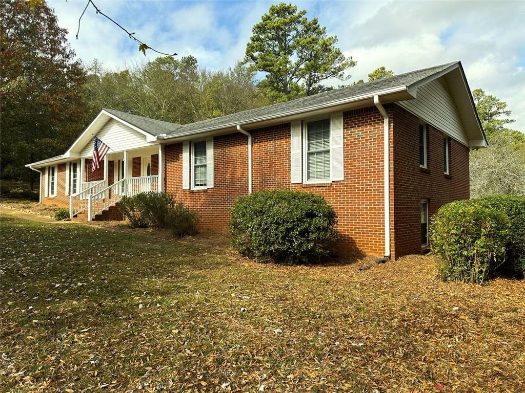 Property Photo:  523 Fieldwood Drive NW  GA 30103 