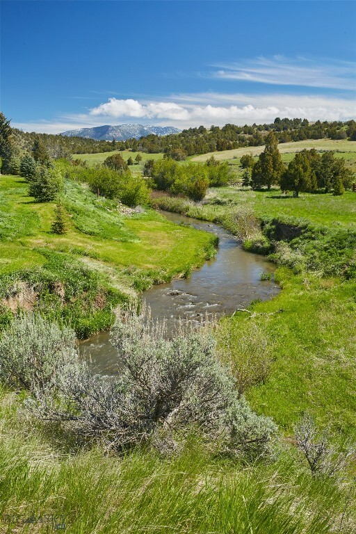 Property Photo: 3010 Skinner Road MT 59714