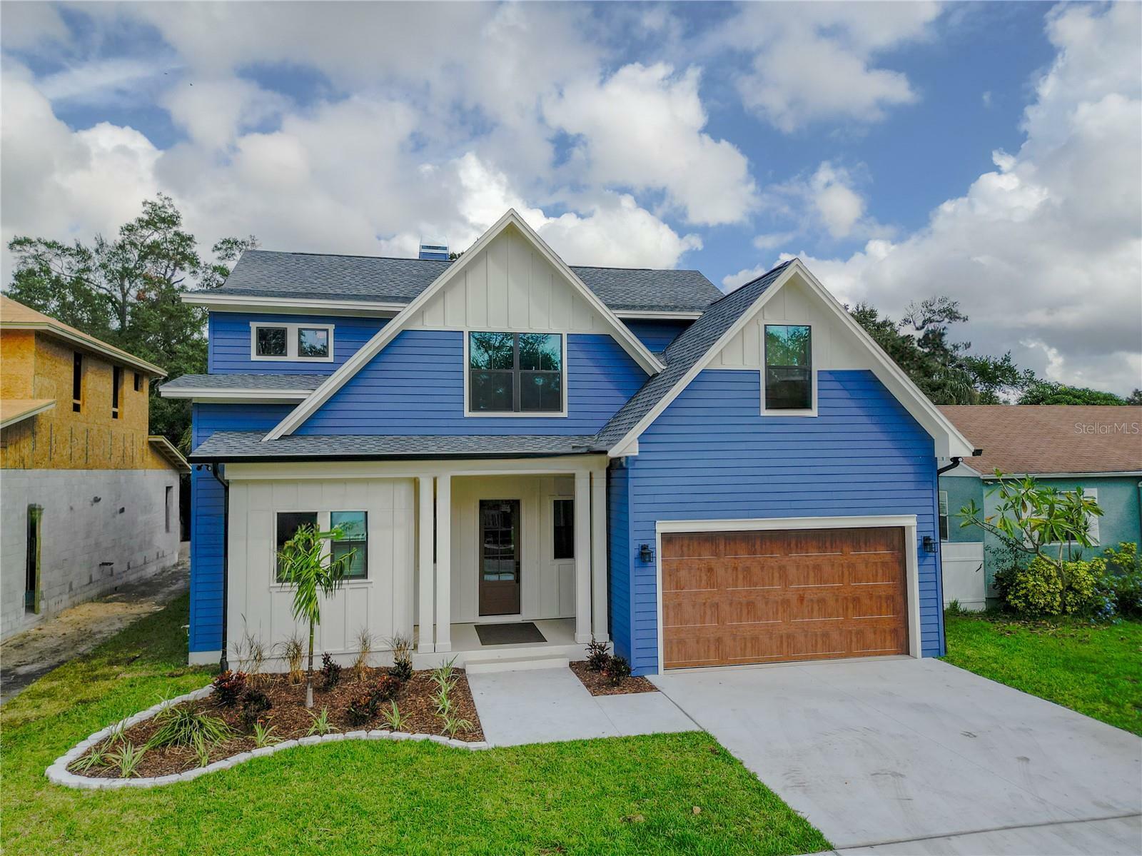 Property Photo:  1013 W Charter Street  FL 33603 