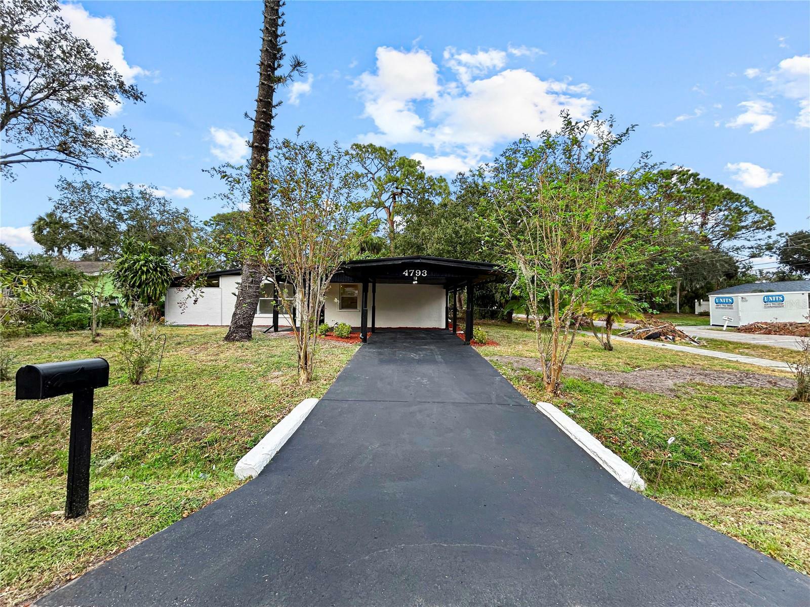 Property Photo:  4793 Kerry Lane  FL 34232 