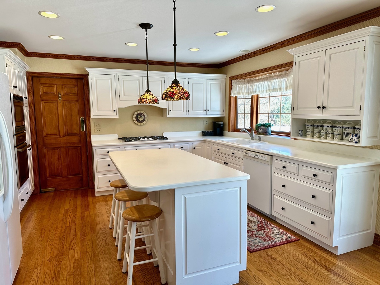 Property Photo: 19 Bow Lane IL 60010