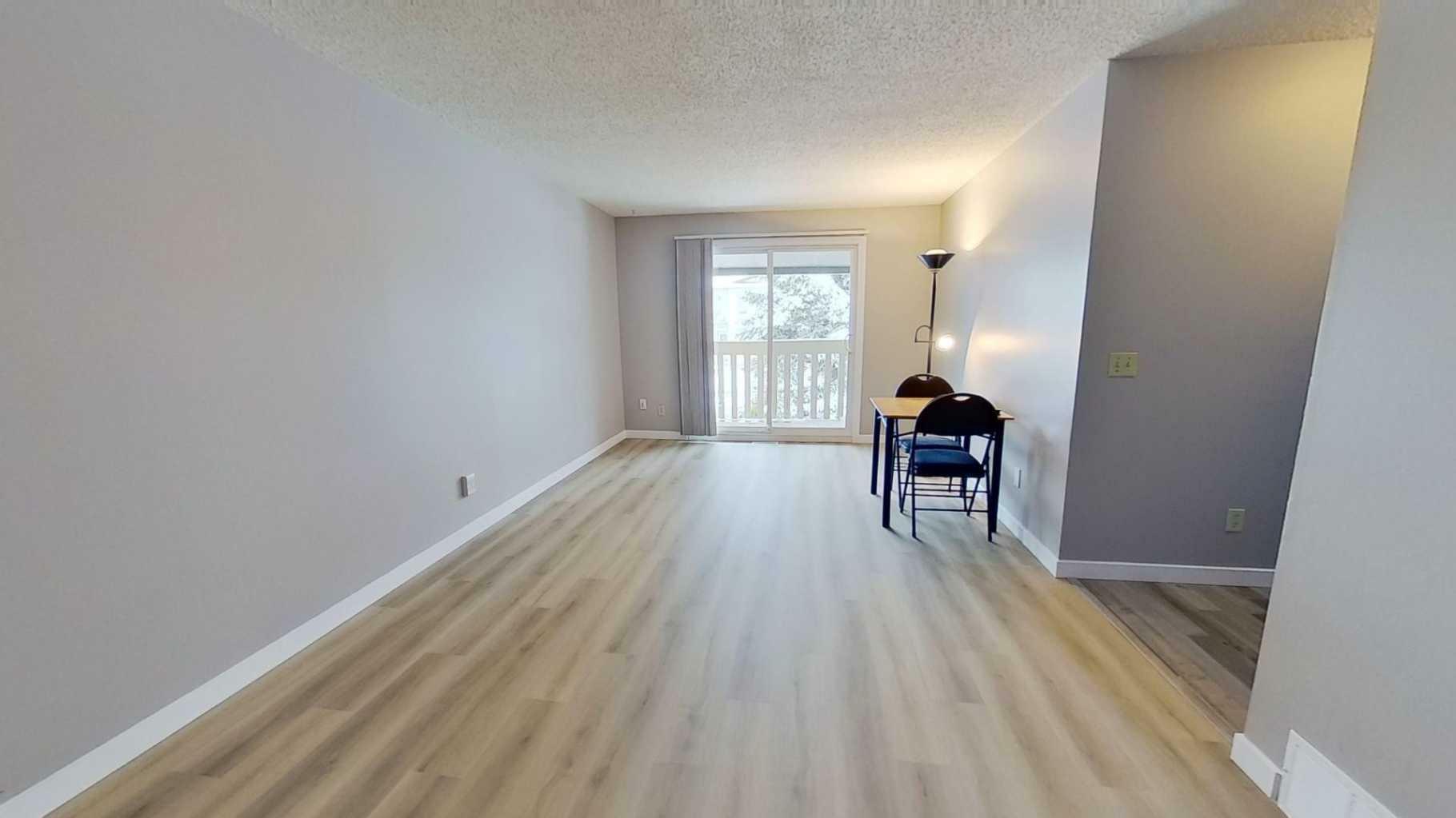 Property Photo:  5952 45 Avenue A  AB T4L 1V7 