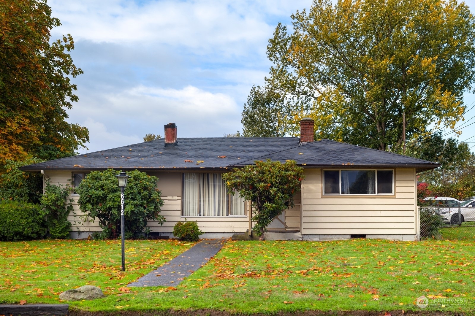 Property Photo:  6612  E I St  WA 98404 