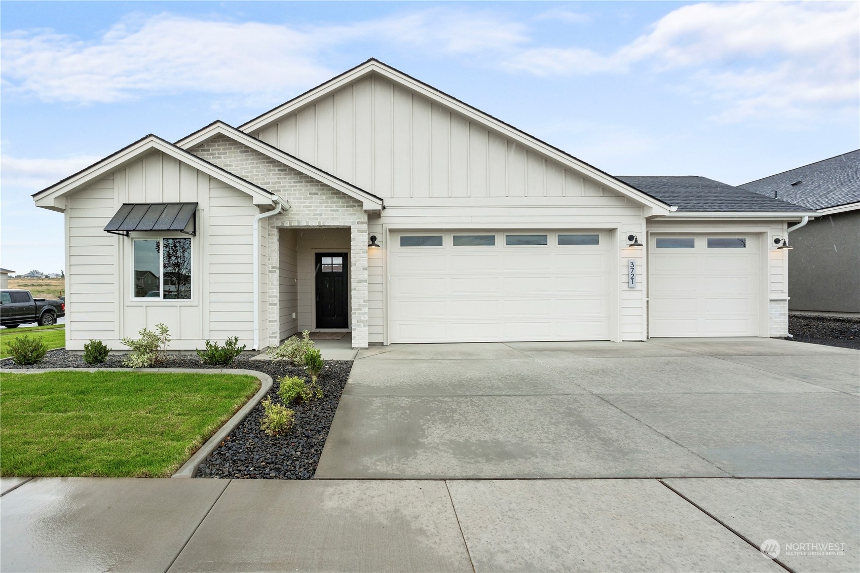 3721 Morningside Parkway  Richland WA 99352 photo