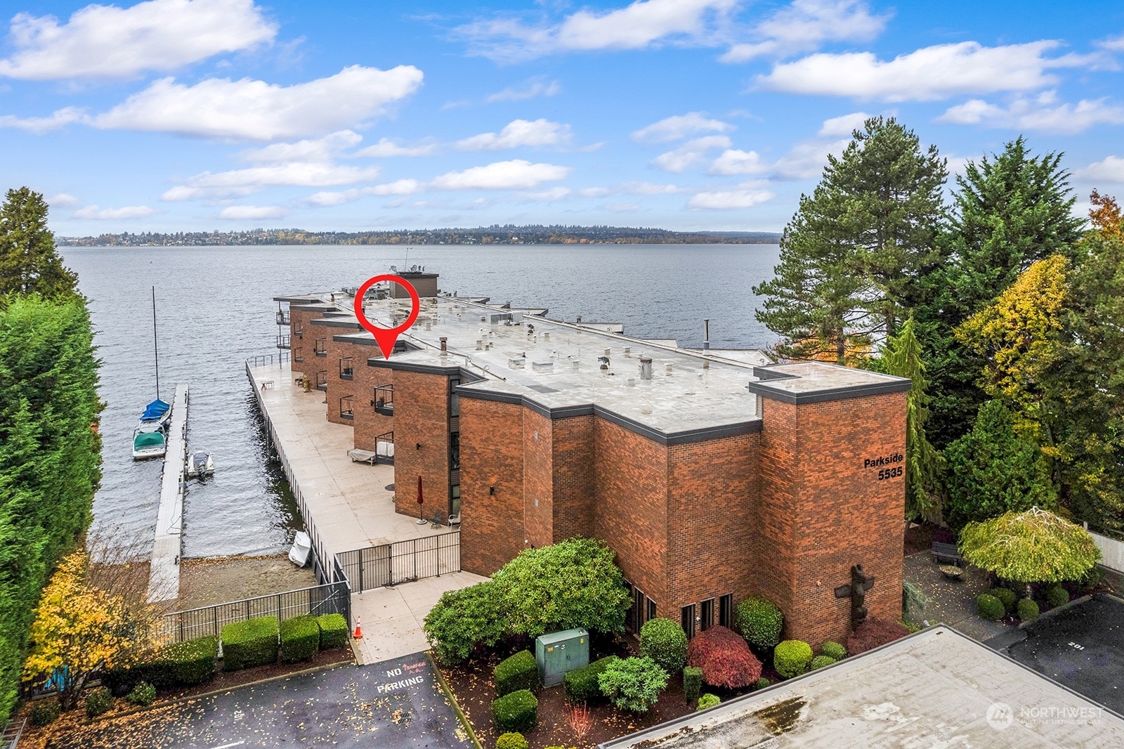 Property Photo:  5535 Lake Washington Boulevard NE 302  WA 98033 