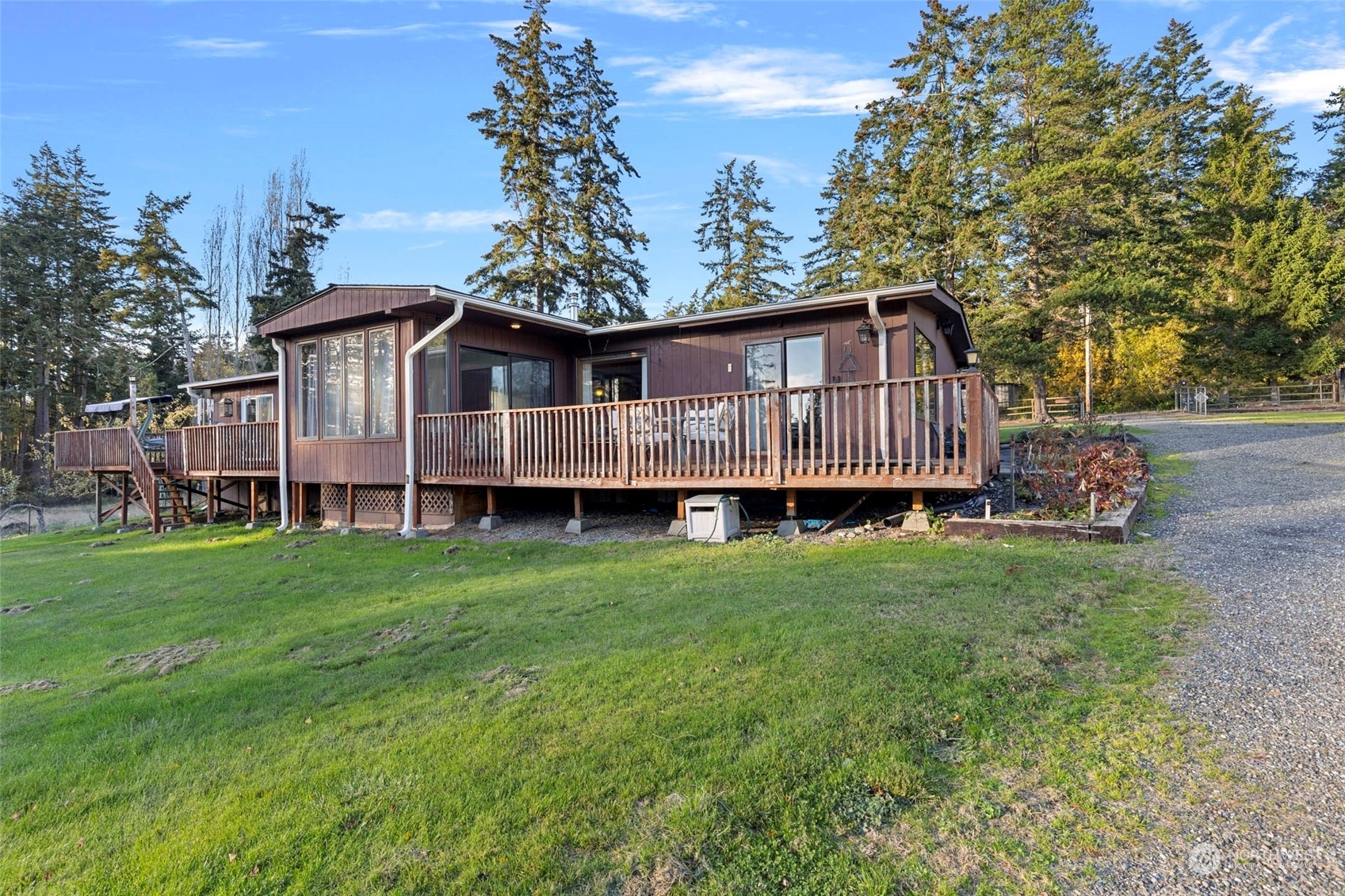 Property Photo:  288  Torrence Lane  WA 98277 