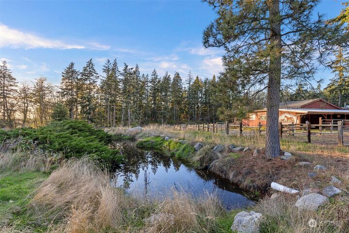 288  Torrence Lane  Oak Harbor WA 98277 photo