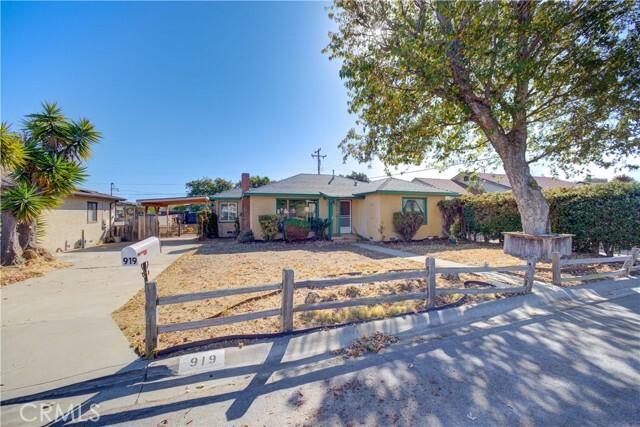 Property Photo:  919 Sandalwood Avenue  CA 93420 