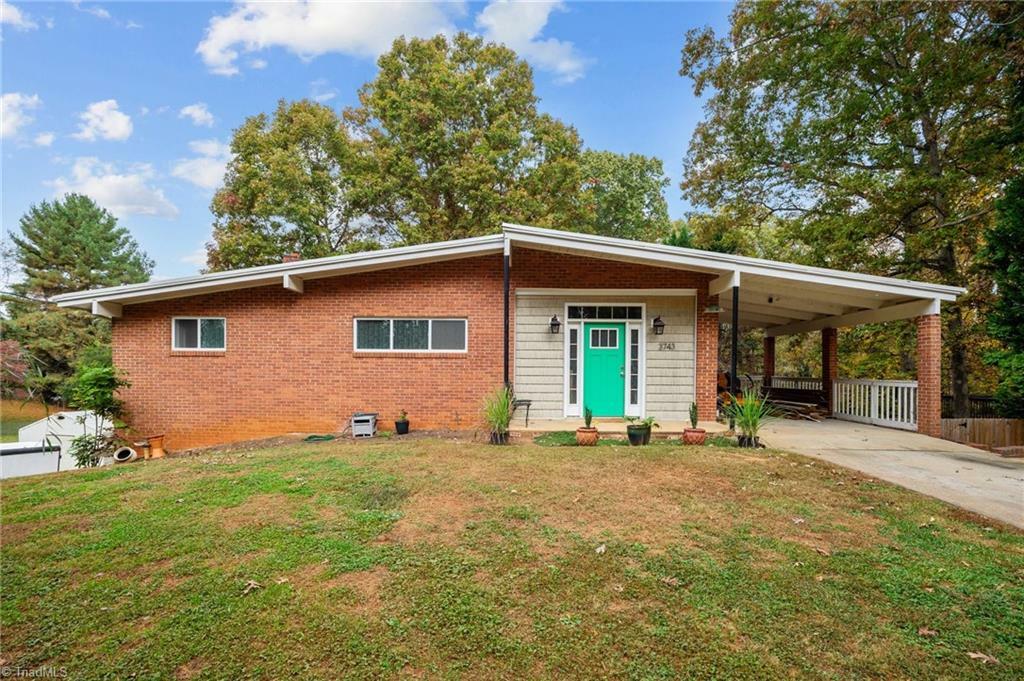 3743 Crosland Road  Winston-Salem NC 27106 photo