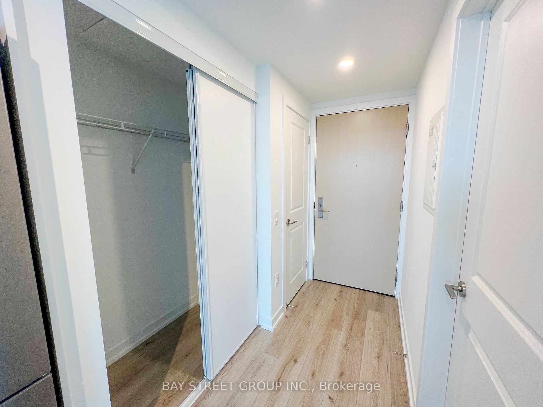 Property Photo:  395 Bloor St East 4408  ON M4W 0B4 