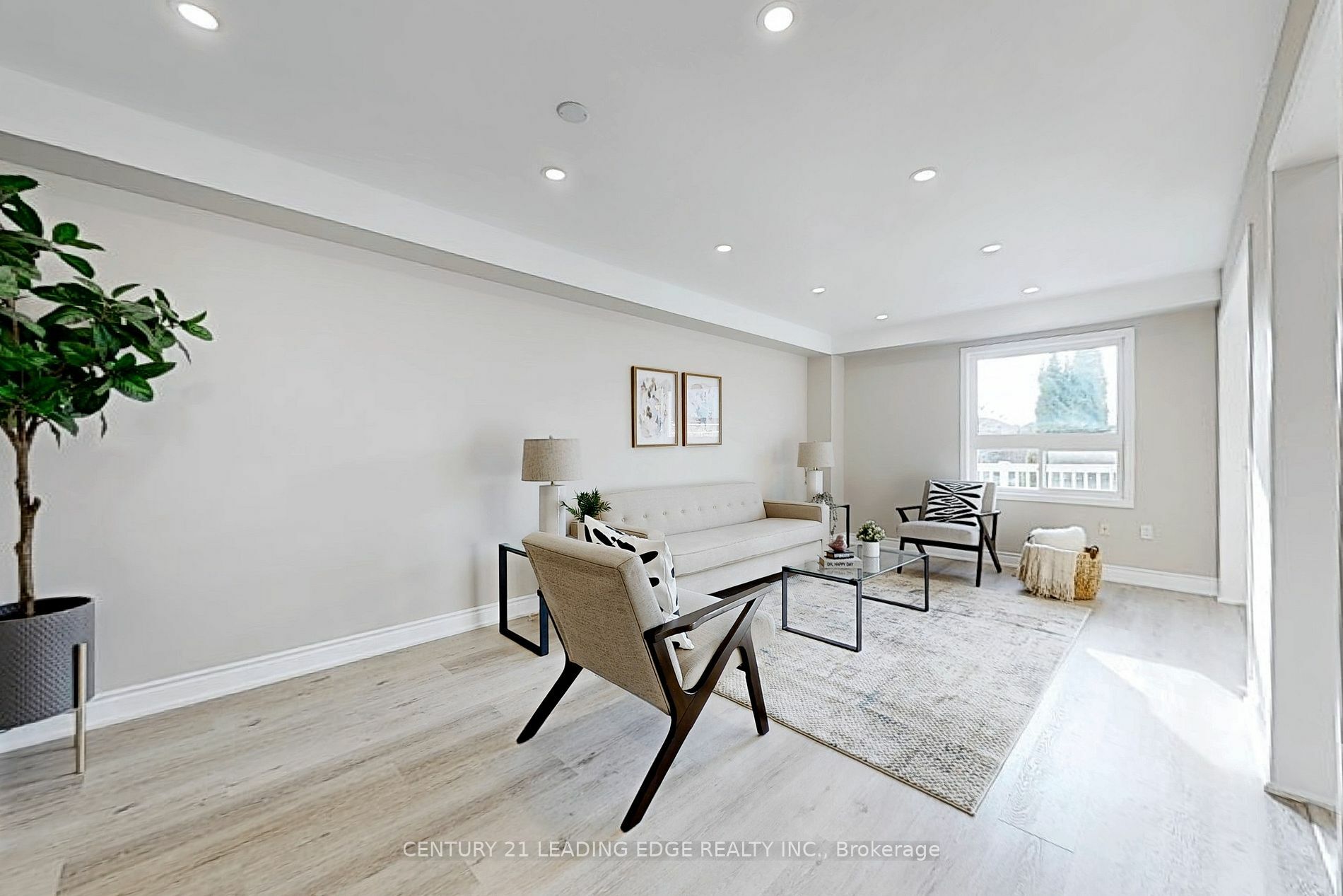 Property Photo:  120 Brooking St  ON L1C 5L4 