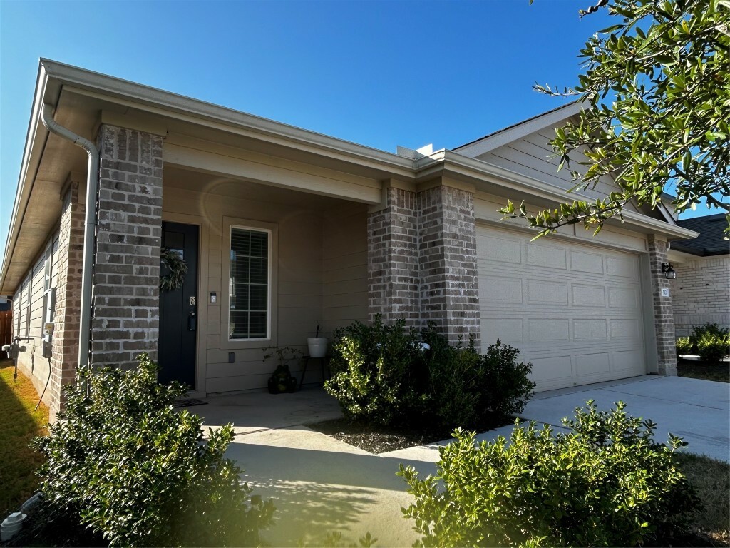 Property Photo:  112 Oxbow Terrace  TX 78602 