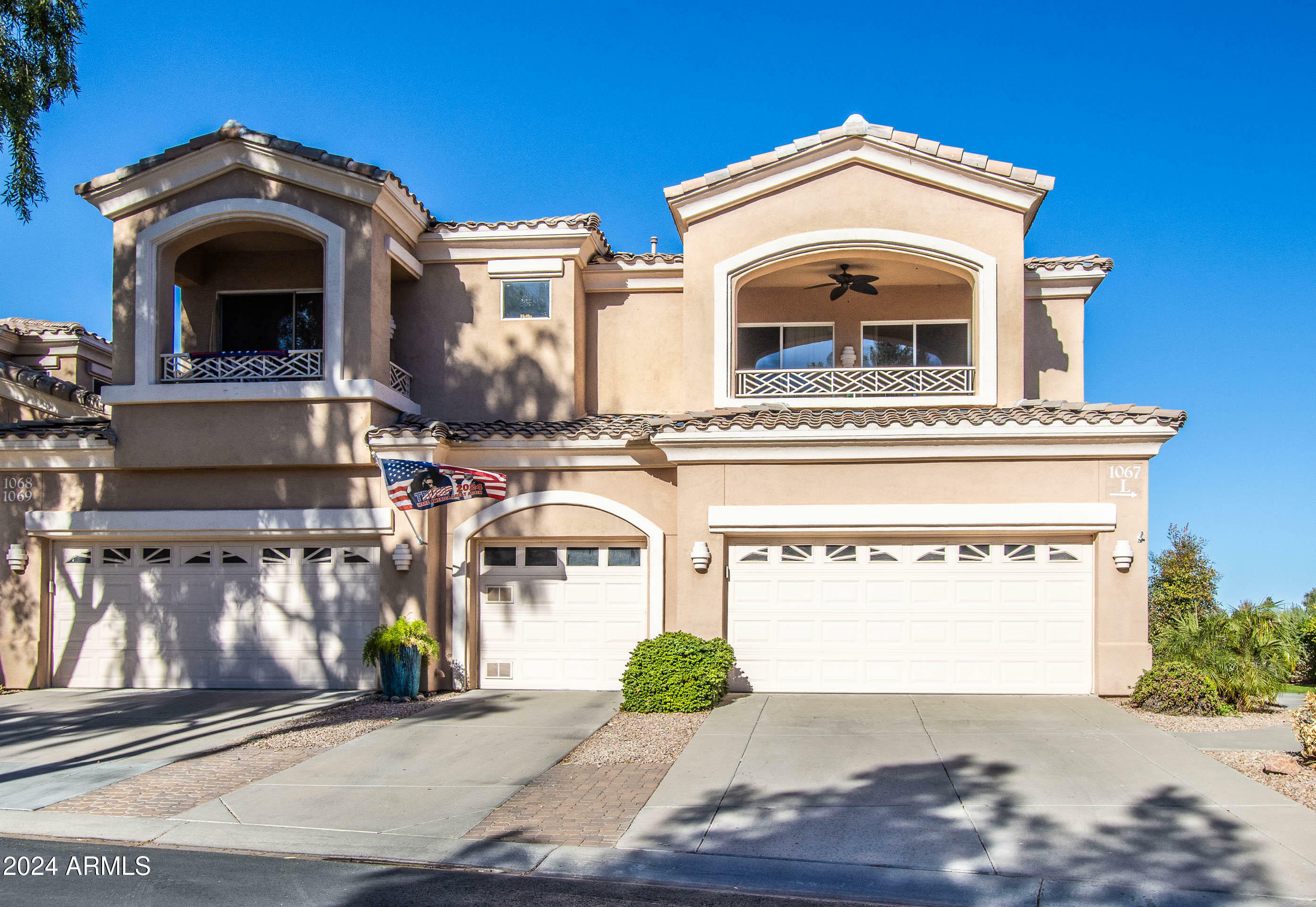 Property Photo:  3800 S Cantabria Circle 1067  AZ 85248 