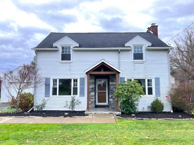 Property Photo:  2724 Yale Street  NY 13760 