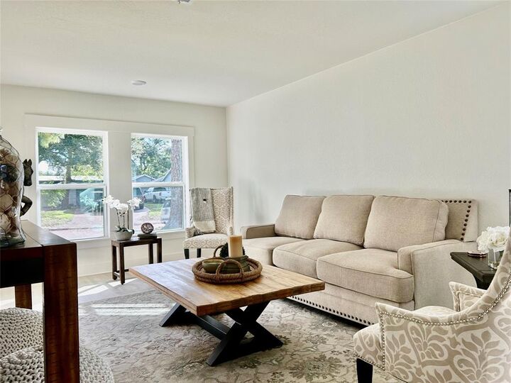 Property Photo: 319 Wisteria Street TX 77566