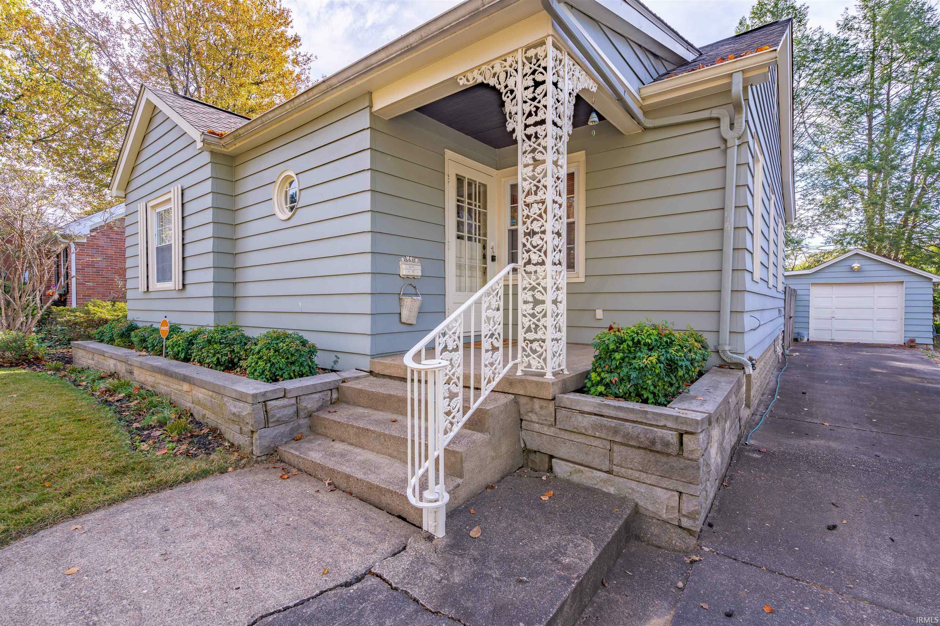 Property Photo:  3215 Powell Avenue  IN 47714 