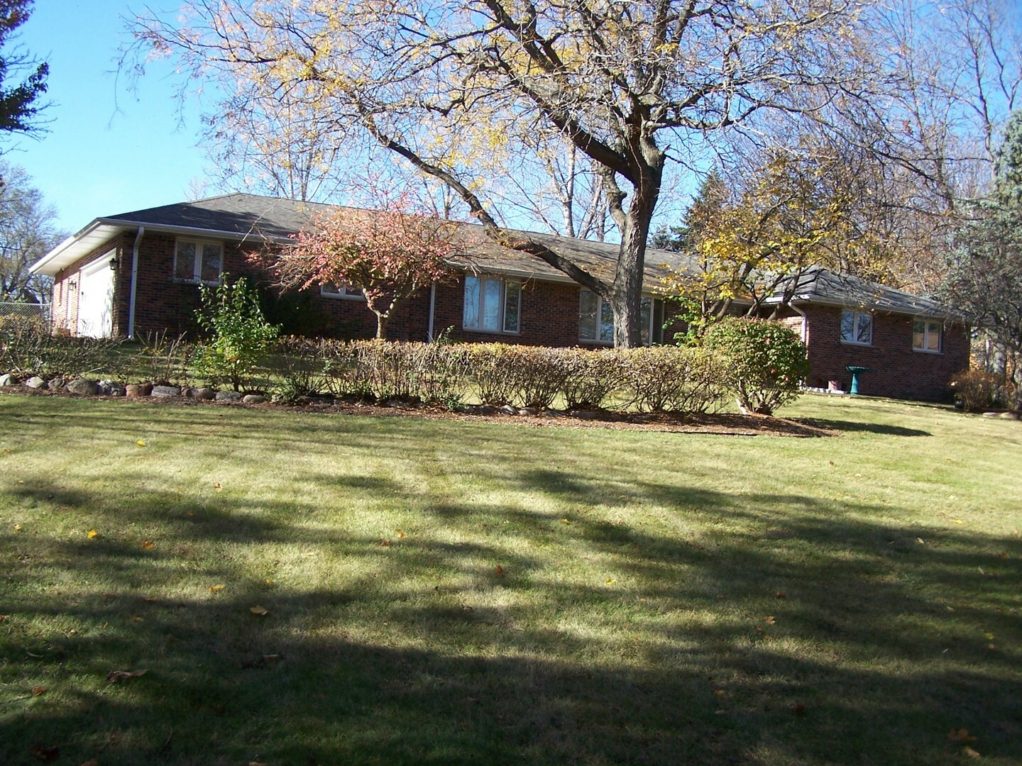 3713 N Cherokee Drive  Johnsburg IL 60051 photo