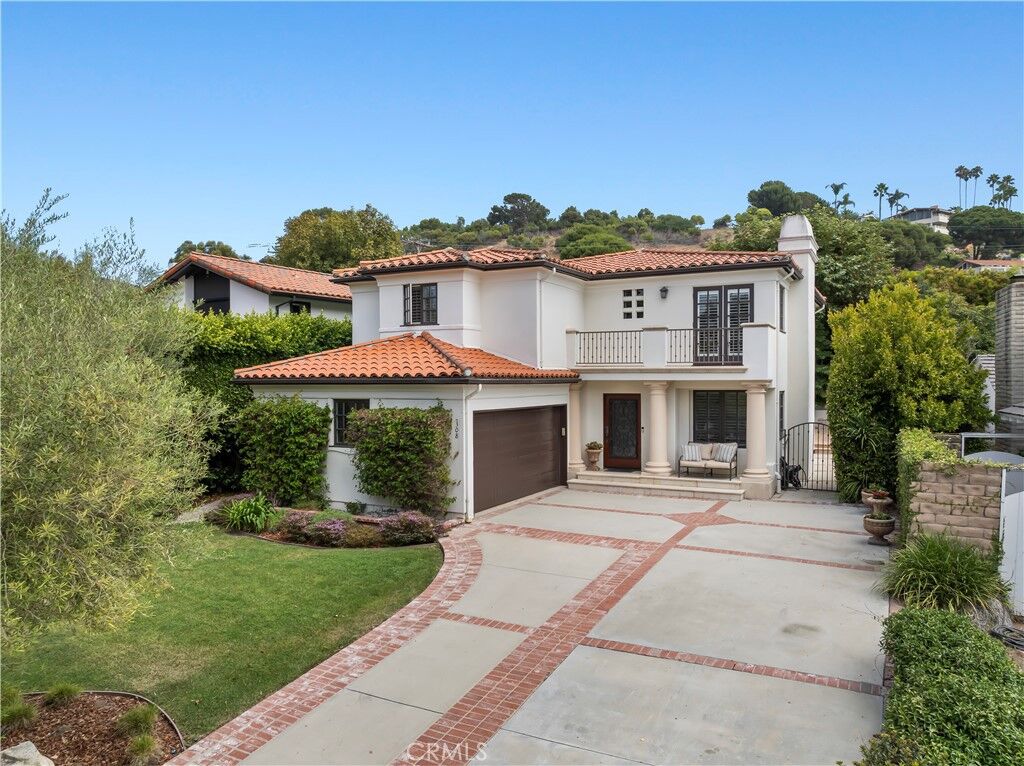 Property Photo: 2308 Via Rivera CA 90274