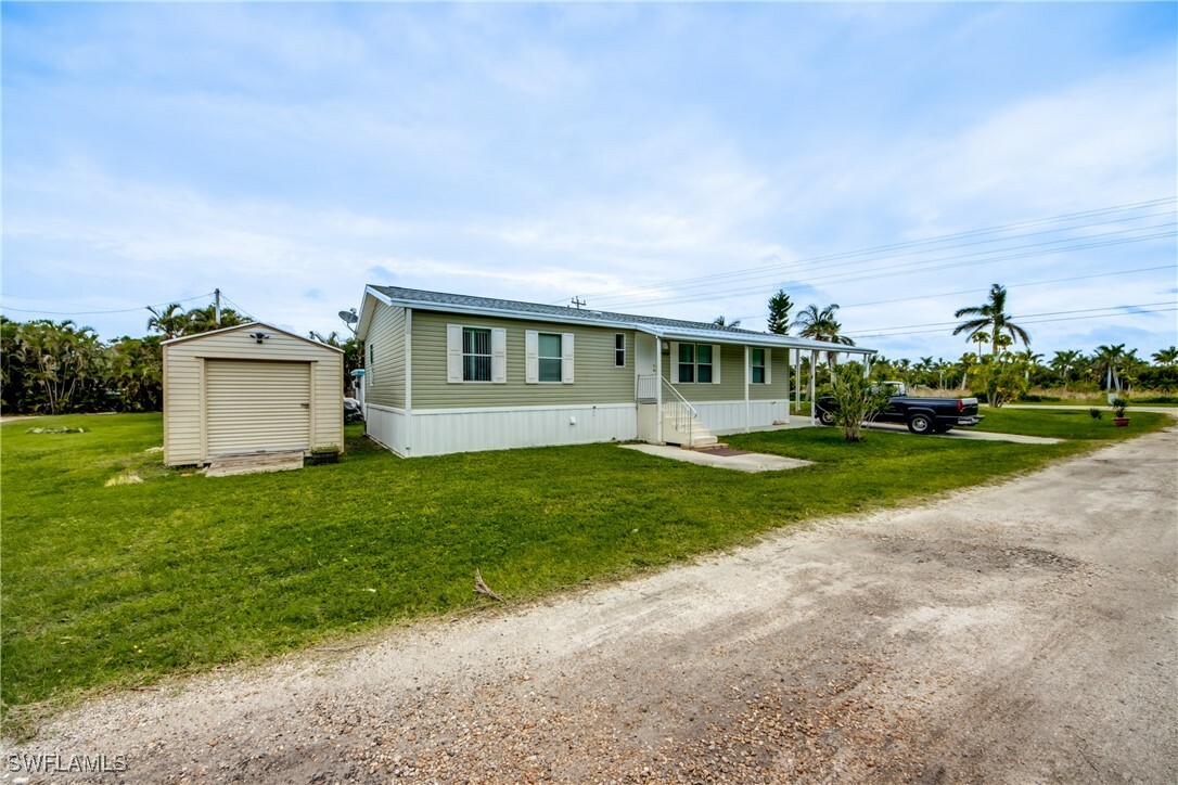 Property Photo:  5930 Bomar Lane  FL 33922 