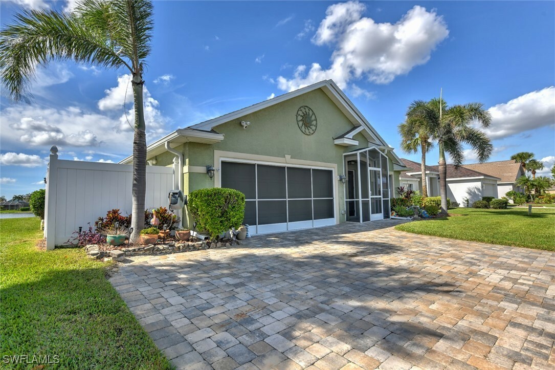 Property Photo:  15642 Beachcomber Avenue  FL 33908 