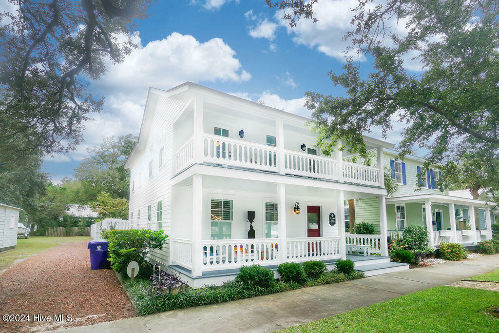 Property Photo:  313 E Moore Street  NC 28461 