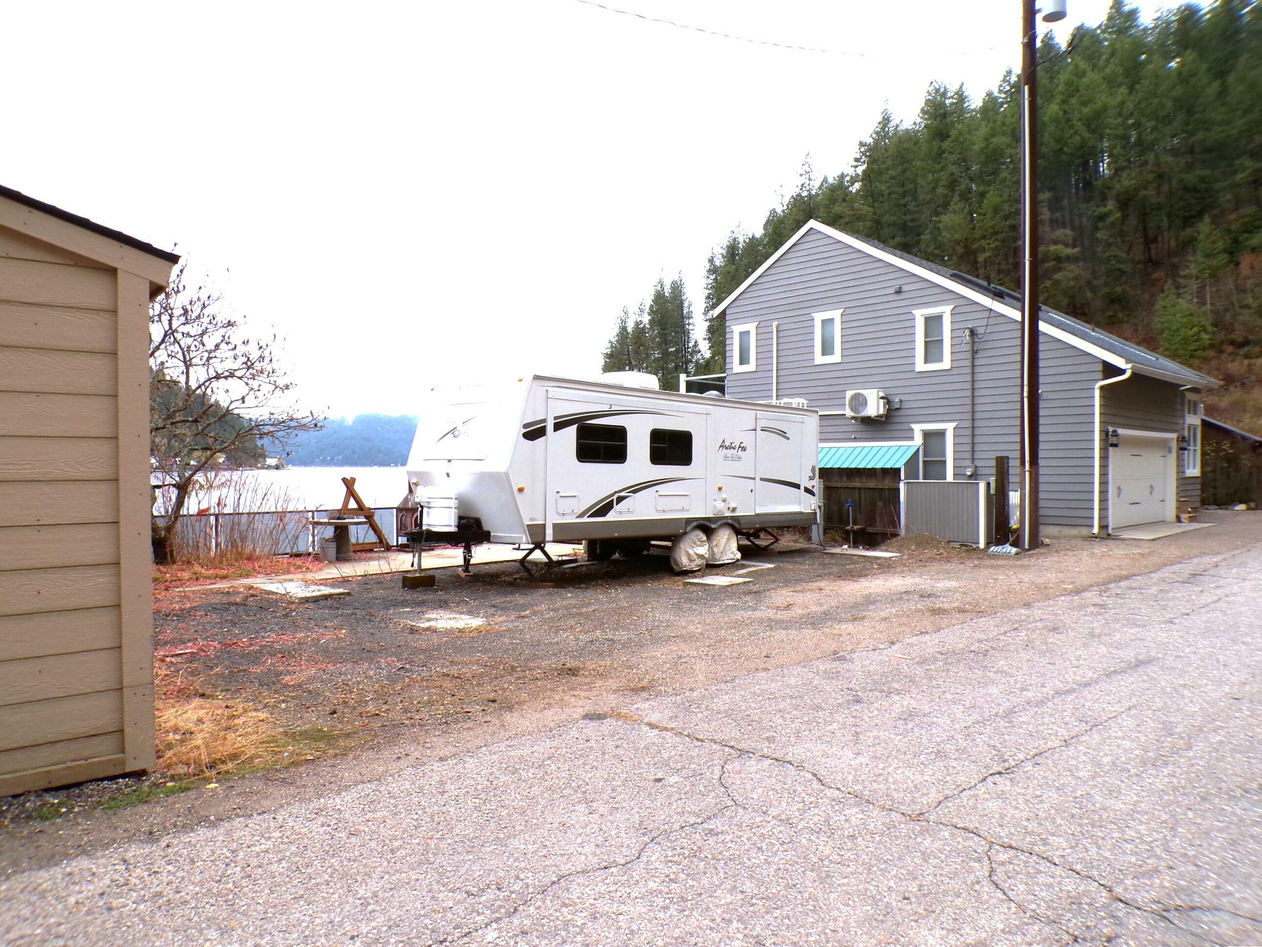 Property Photo:  4082 N Deer Lake Rd  WA 99148 